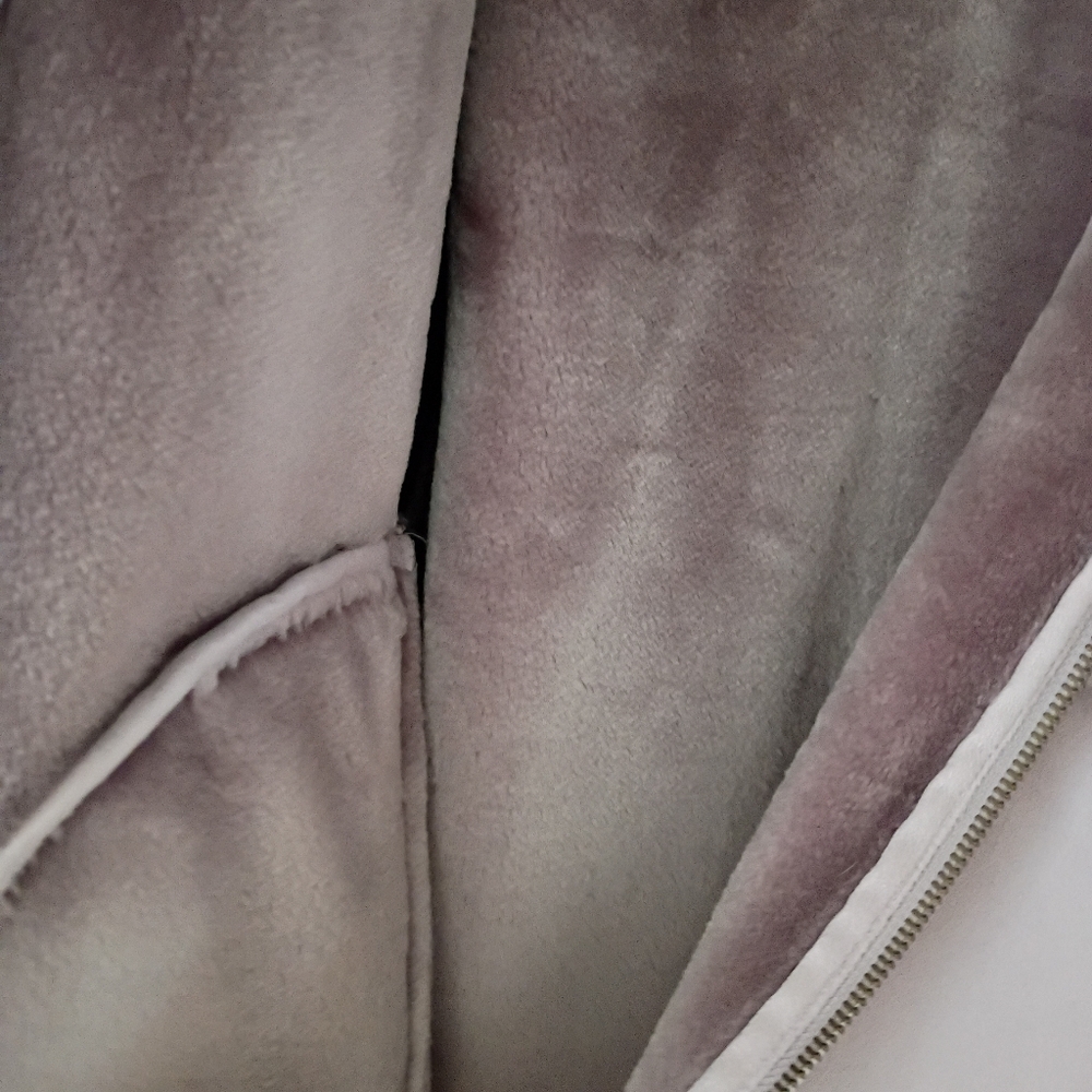 Lavender Hooded Jacket with Faux Fur Trim.Pit To Pit 20". Length 25".New No Tag - Picture 8 of 8